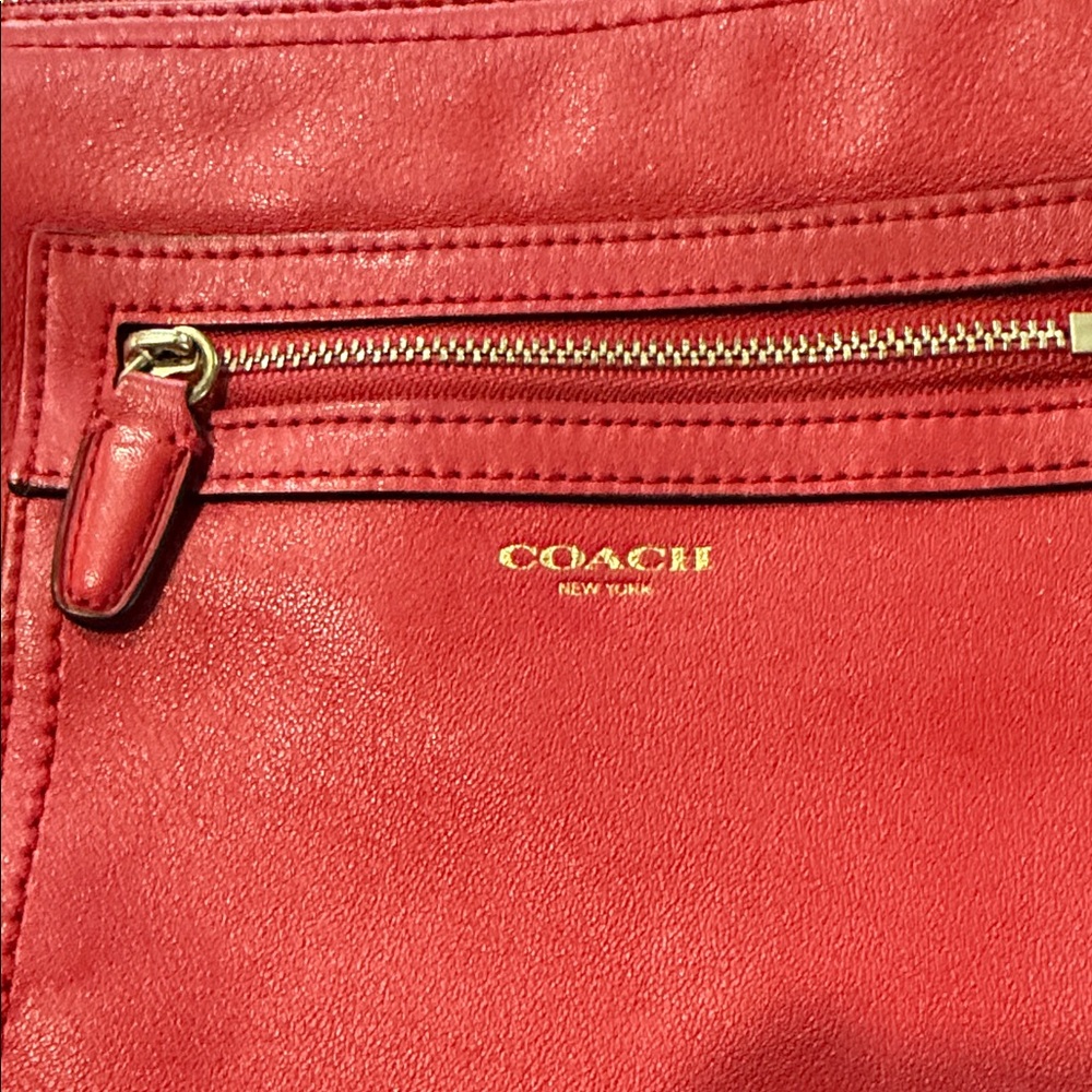 🔥Coach Red Crossbody Bag - Picture 4 of 9